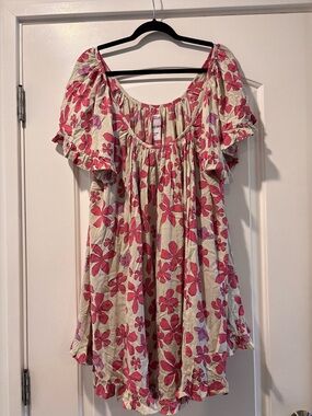 Boho Floral Scoop Neck Women's Top in Pink and Cream